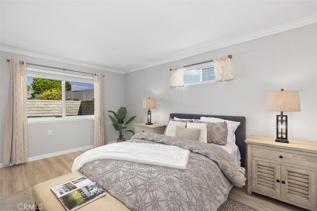 MLS #OC25247095 image #22