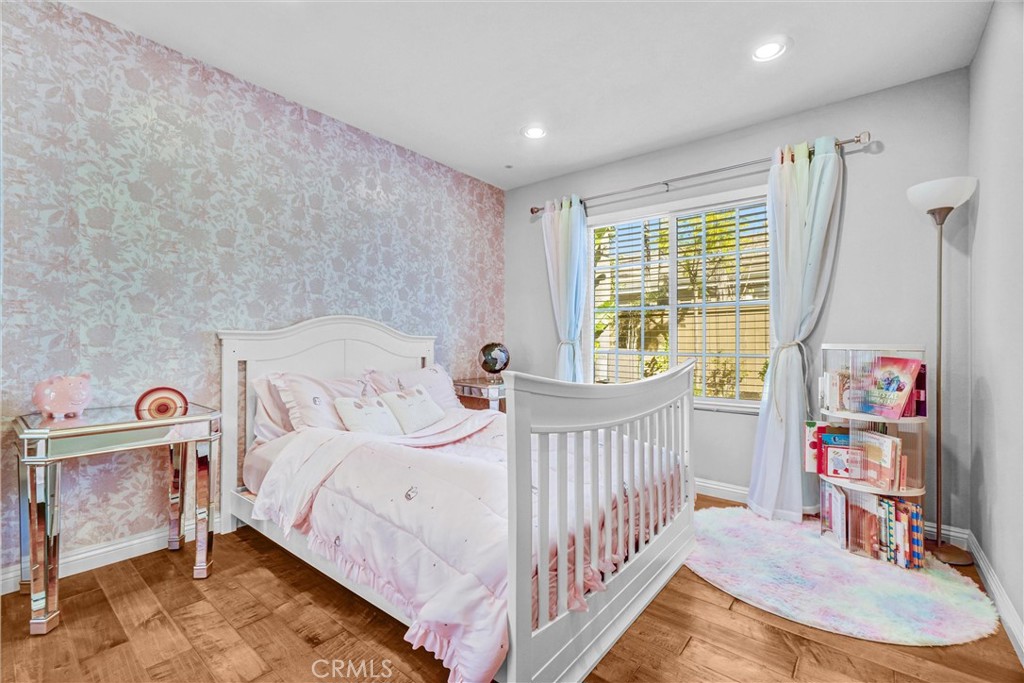 MLS #OC25247215 image #14