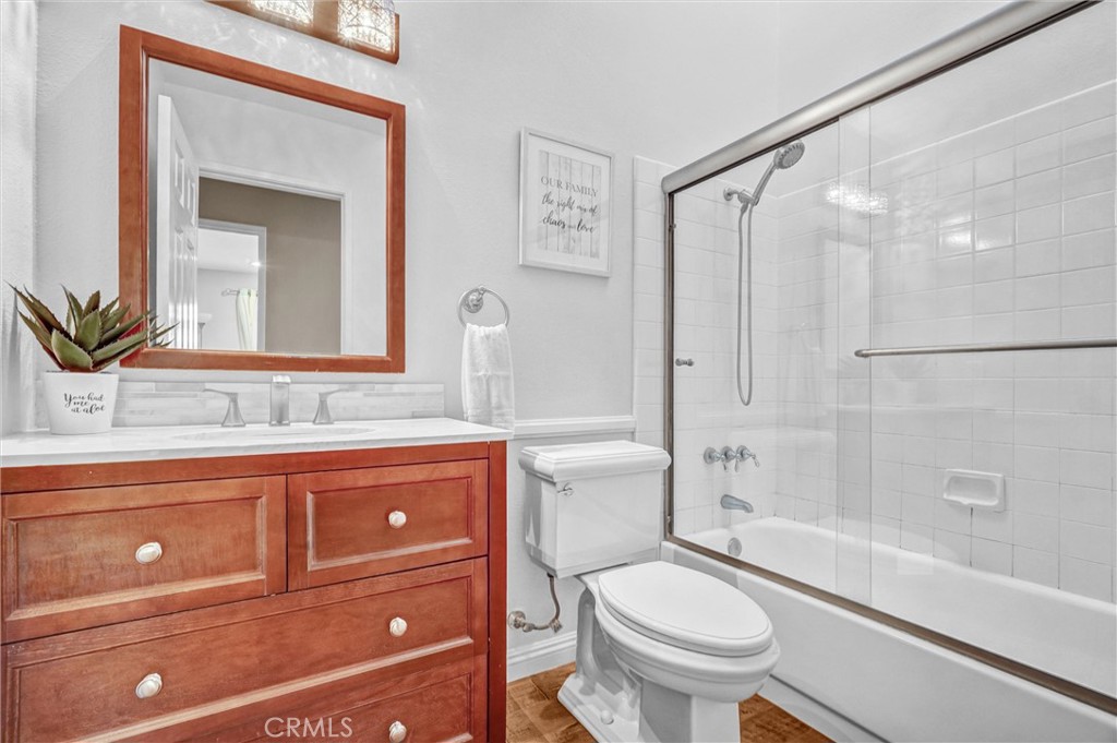 MLS #OC25247215 image #16