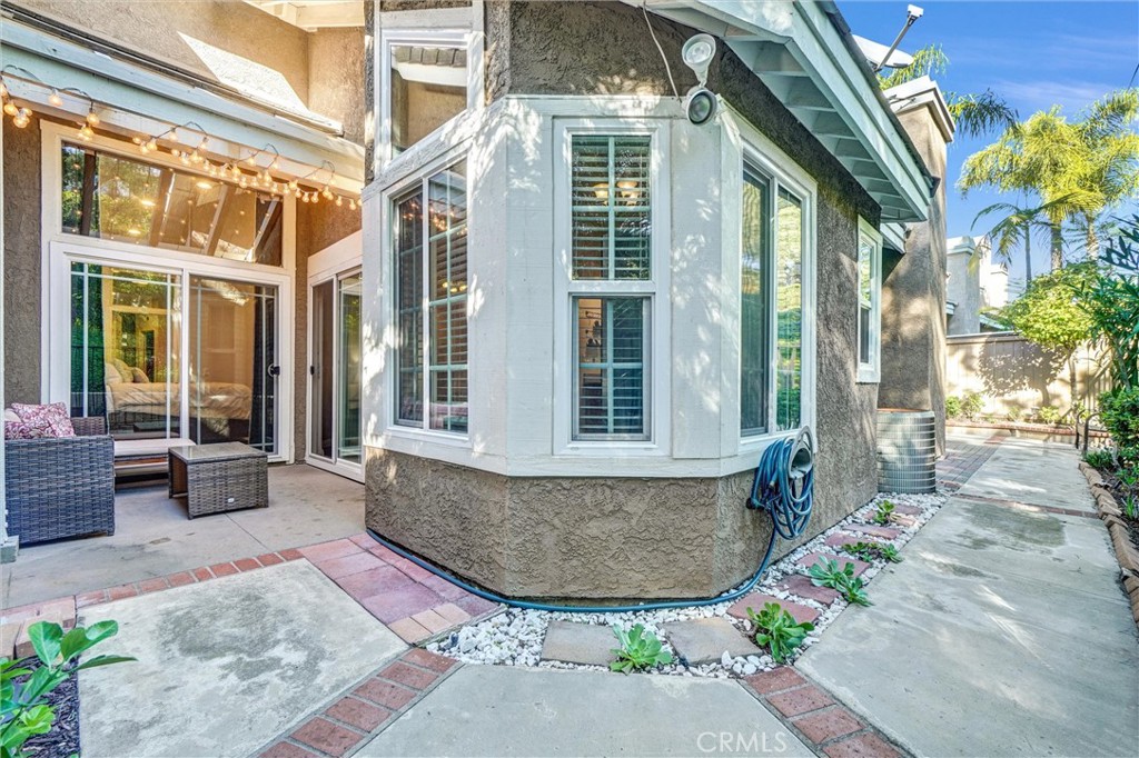 MLS #OC25247215 image #19