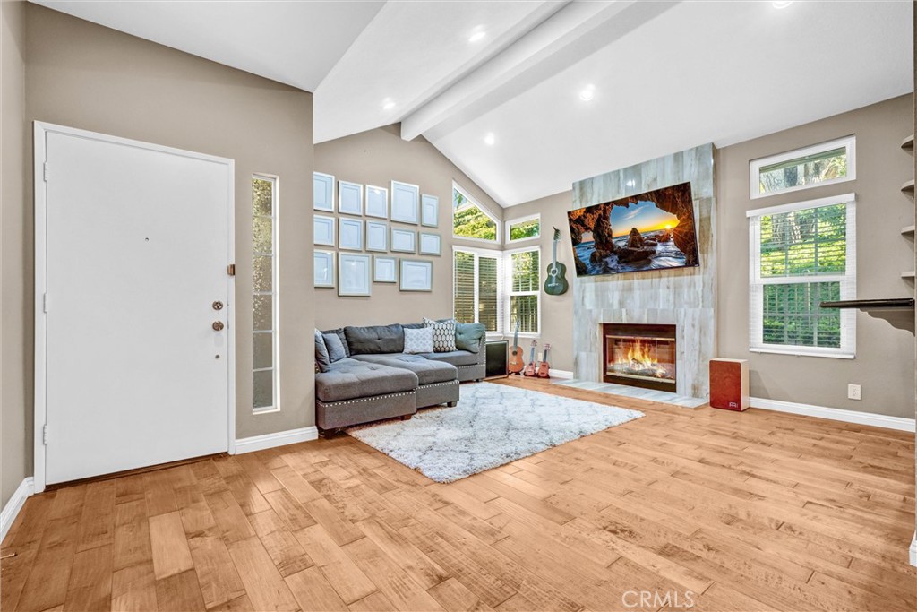 MLS #OC25247215 image #3