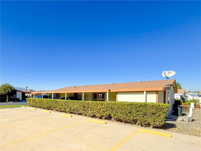 MLS #OC25247225 image #1