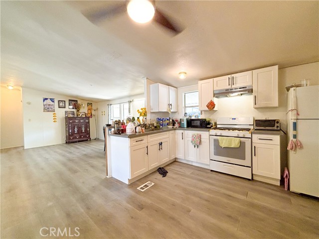 MLS #OC25247225 image #14