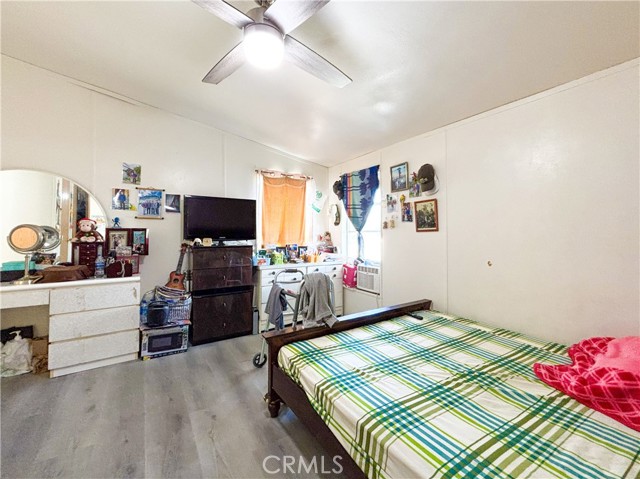 MLS #OC25247225 image #18