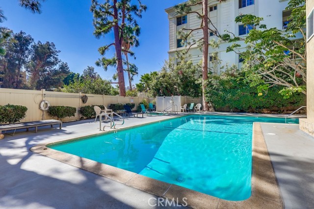 MLS #OC25247360 image #13