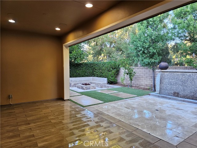 MLS #OC25247393 image #23