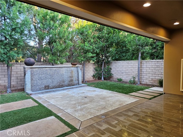 MLS #OC25247393 image #26