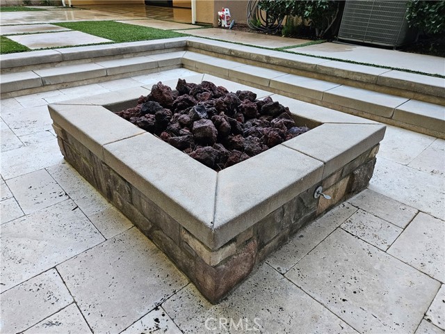 MLS #OC25247393 image #30