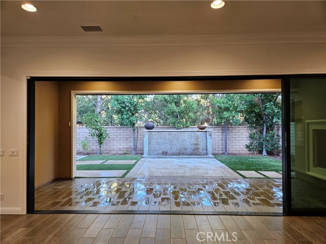 MLS #OC25247393 image #40