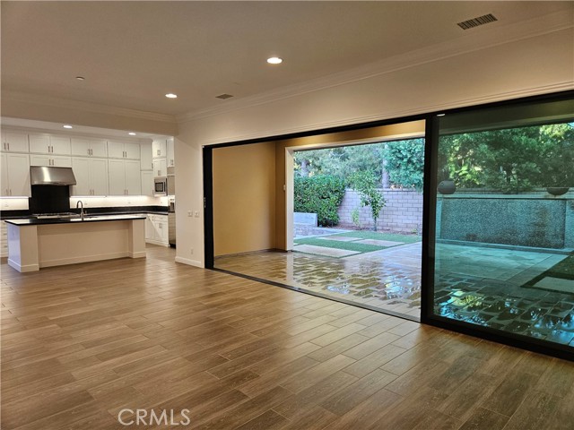 MLS #OC25247393 image #42