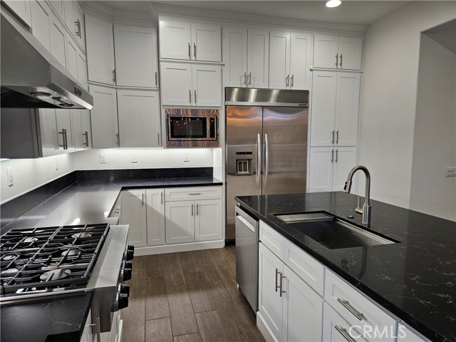 MLS #OC25247393 image #51