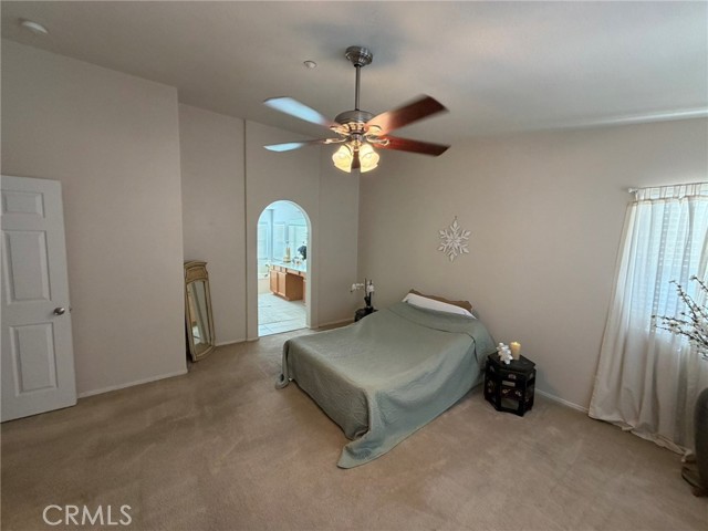 MLS #OC25247395 image #18