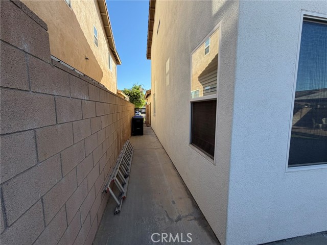 MLS #OC25247395 image #2