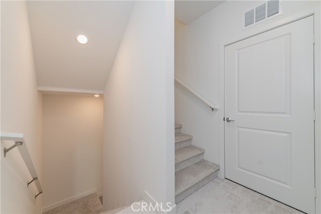 MLS #OC25247404 image #17