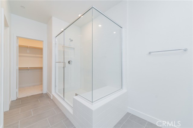 MLS #OC25247404 image #21