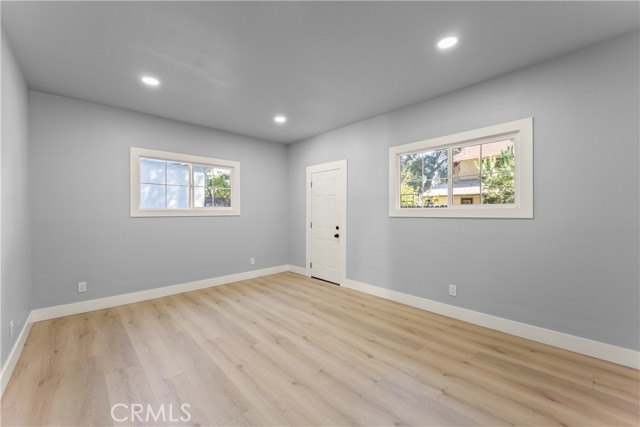 MLS #OC25247548 image #19