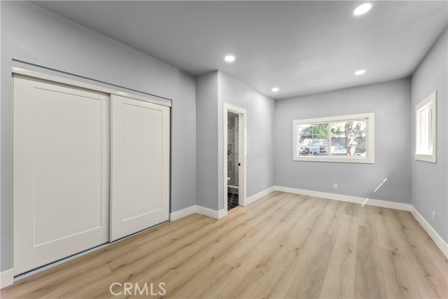 MLS #OC25247548 image #23