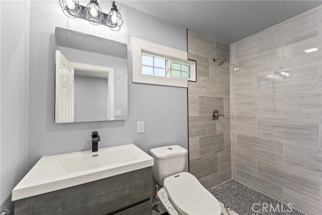 MLS #OC25247548 image #26