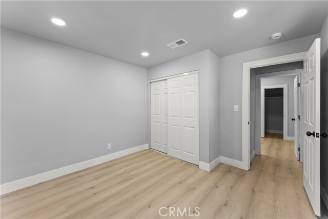 MLS #OC25247548 image #32