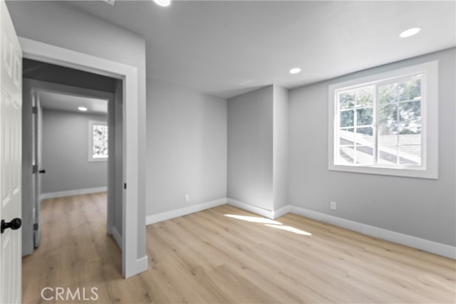 MLS #OC25247548 image #33