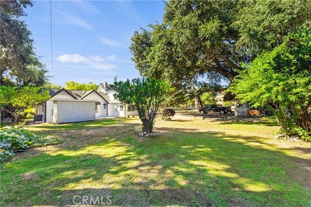 MLS #OC25247548 image #40