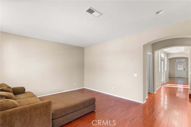 MLS #OC25247553 image #26