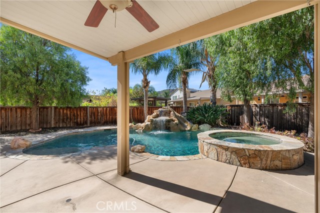 MLS #OC25247553 image #4