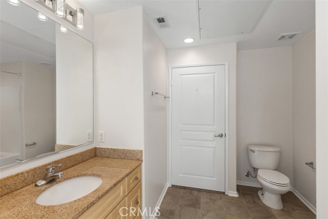 MLS #OC25247555 image #23