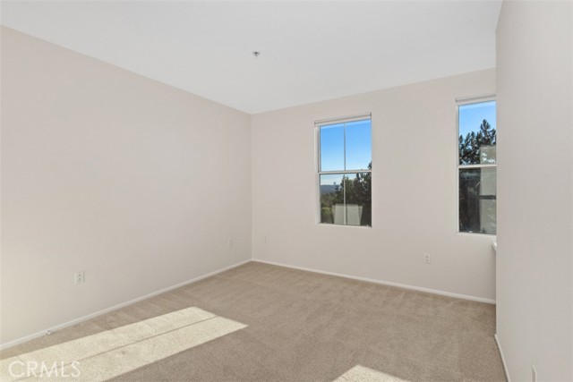 MLS #OC25247555 image #24