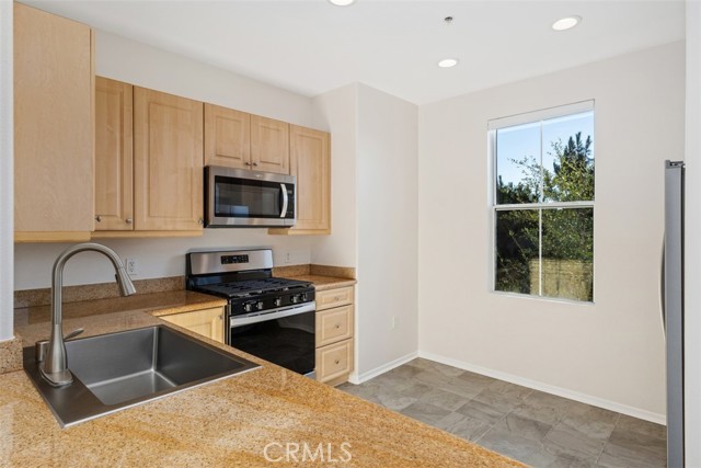 MLS #OC25247555 image #9