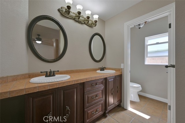 MLS #OC25247559 image #21