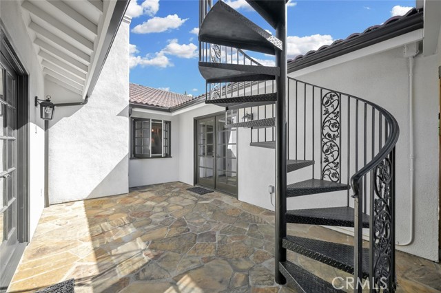 MLS #OC25247559 image #24