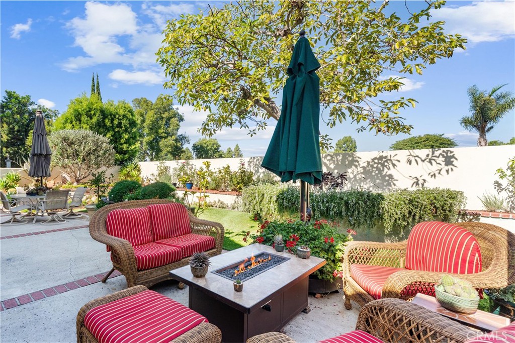 MLS #OC25247566 image #24