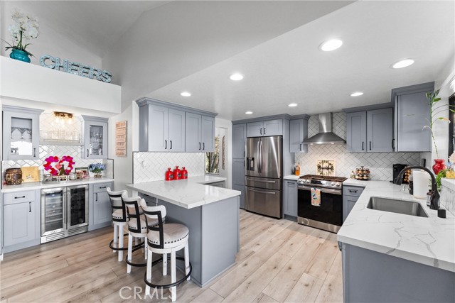 MLS #OC25247569 image #10