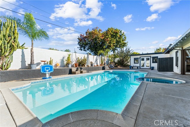 MLS #OC25247569 image #30