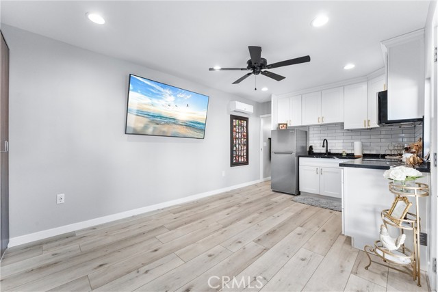 MLS #OC25247569 image #36