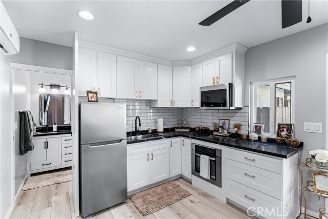 MLS #OC25247569 image #37