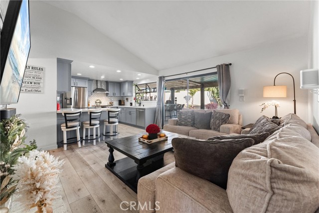 MLS #OC25247569 image #7