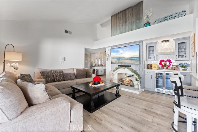 MLS #OC25247569 image #9