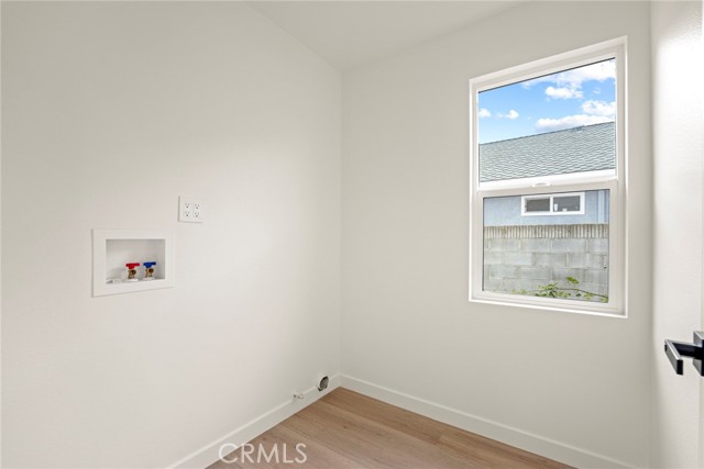 MLS #OC25247589 image #19