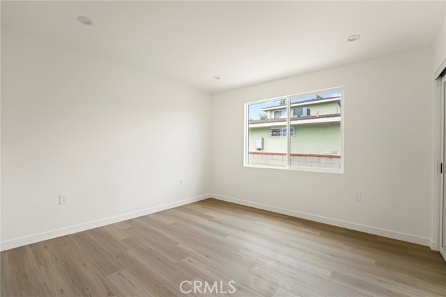 MLS #OC25247589 image #28