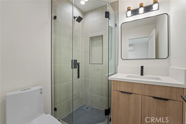 MLS #OC25247589 image #31
