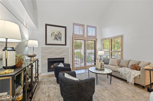 MLS #OC25247631 image #1