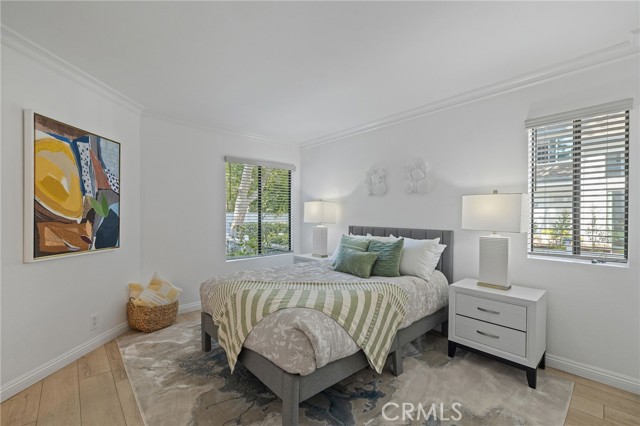 MLS #OC25247631 image #14