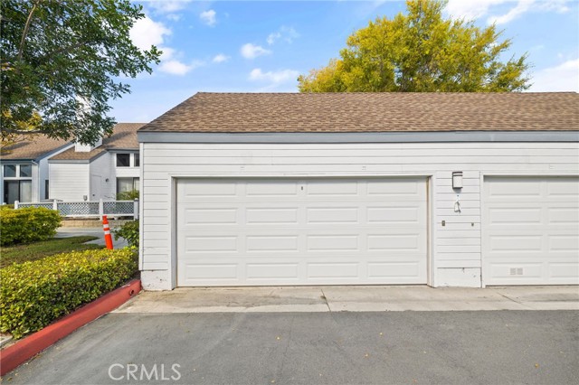 MLS #OC25247631 image #25