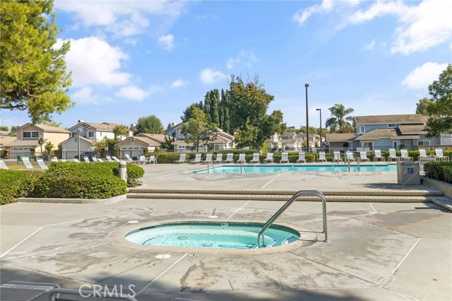 MLS #OC25247631 image #34