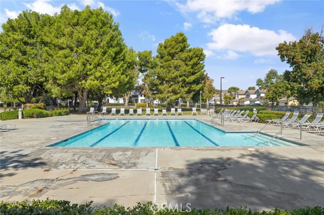 MLS #OC25247631 image #35