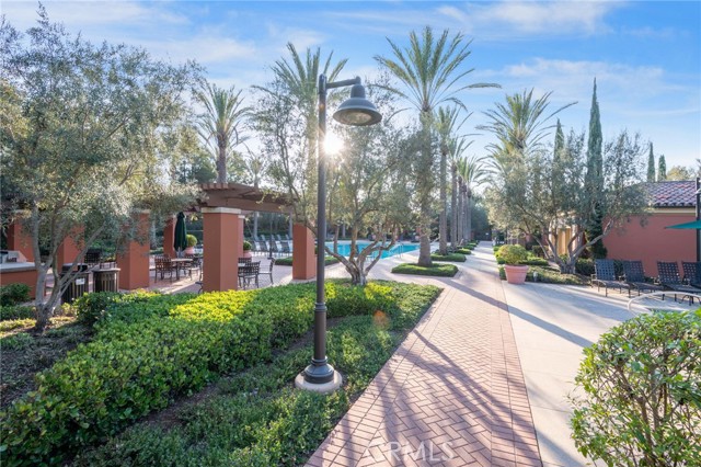 MLS #OC25247648 image #30