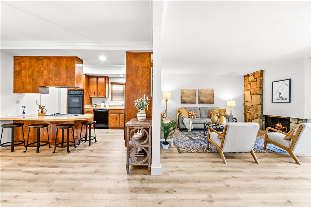 MLS #OC25247656 image #10