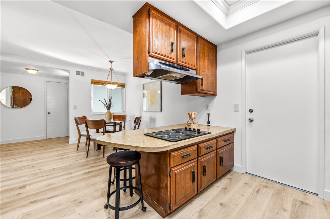 MLS #OC25247656 image #17